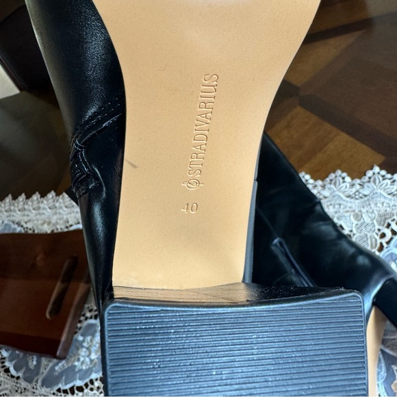 Stradivarius high heel boots NWOB - Picture 6 of 8